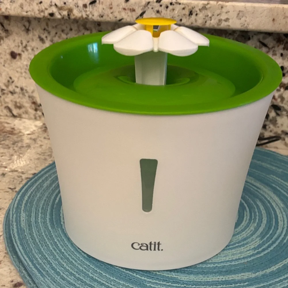 Catit Cat Water Fountain with Filter